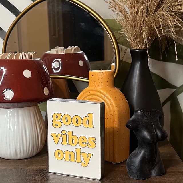 Deluxe Facial & Hybrid Stain at Go-to-Gorgeous in Punta Gorda, FL